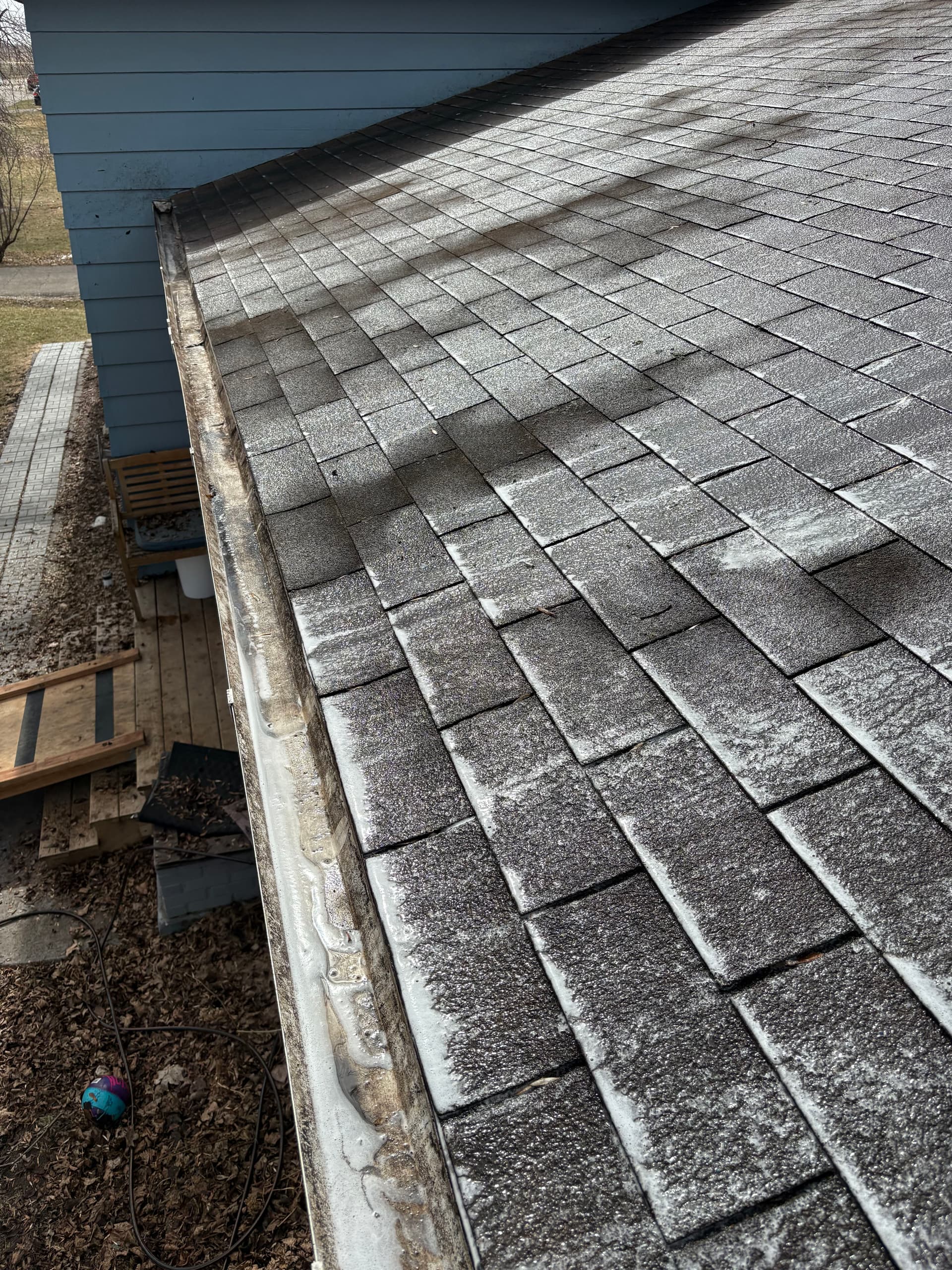 Gallery photos for Extending Roof Life with Expert Care in Harsh Weather: Image #1
